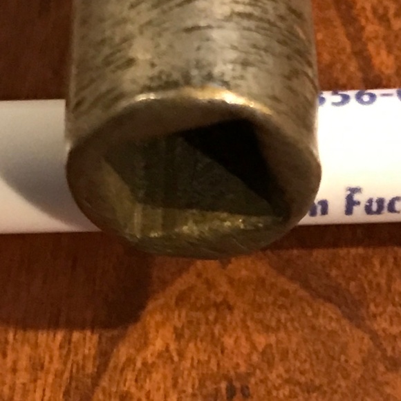 VINTAGE CLOCK WINDING KEY - Picture 2 of 2